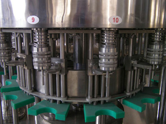 Automatic 500ml PET Bottle Filling Machine , Liquor Beverage Filling Equipment