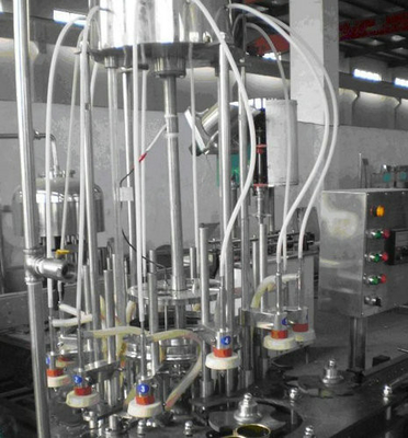 Aseptische Dosen-Füllmaschine für Trinkwasser/alkoholfreie Getränke/Fruchtsaft, 18 Verschlusseinheiten